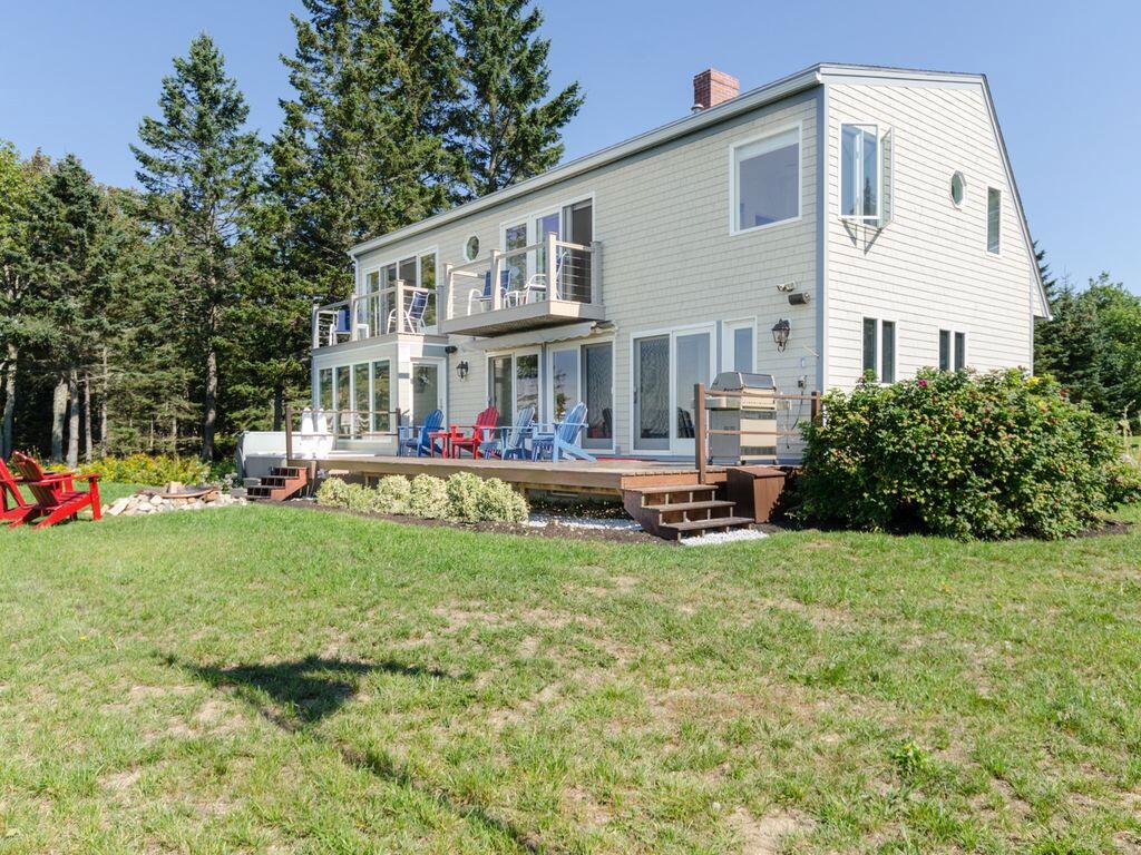 106 Seawood Park Road Bristol, ME 04554 - Photo 2 of 17 92649d84-a30d-4c31-b195-403f89d1a76a.c10
