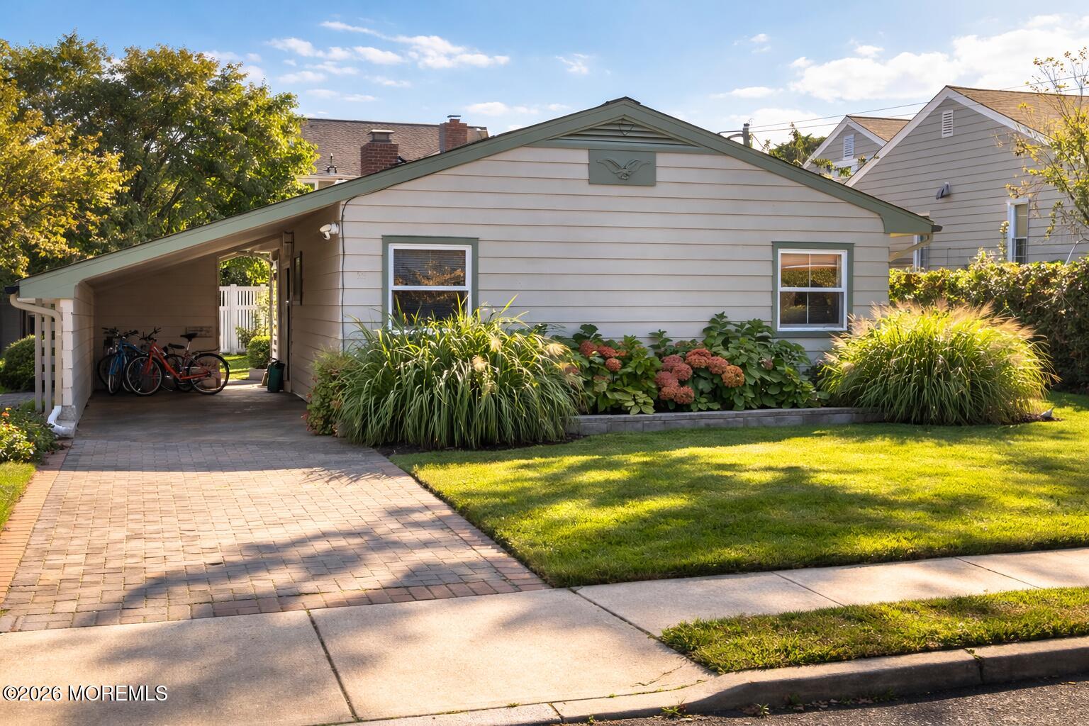 Exterior Front - 59 Lakewood Rd