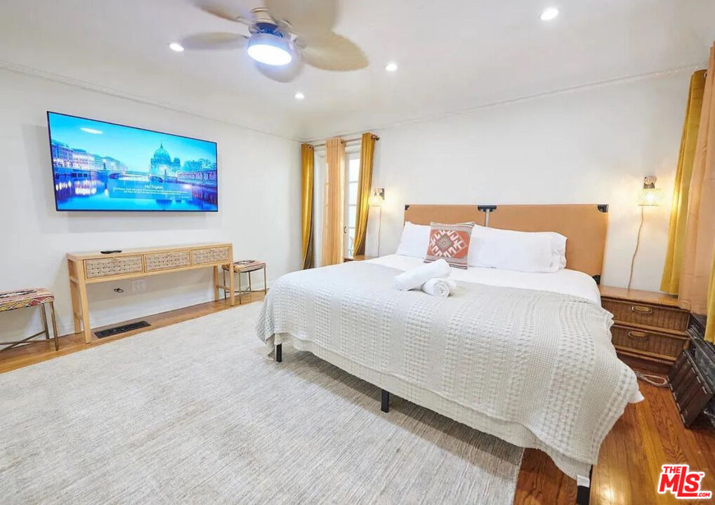 1522 Pandora Avenue Los Angeles, CA 90024 - Photo 14 of 19