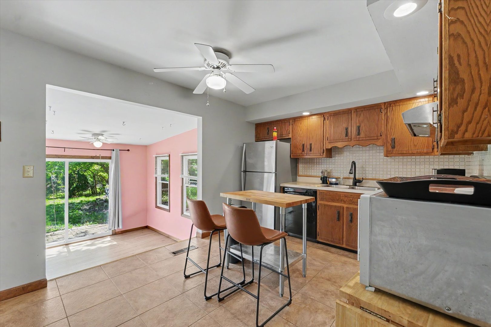 2123 East Mill Stone Road, Unit 2123 Decatur, IL 62526 - Photo 7 of 23