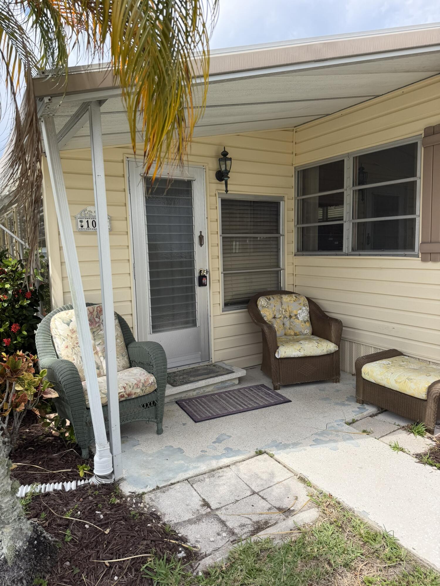 3500 South Kanner Highway, Unit 101 Stuart, FL 34994 - Photo 4 of 49 IMG_2296