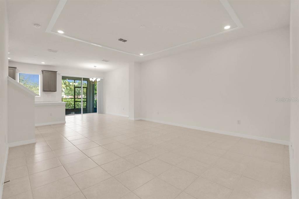 14085 Kite Lane Lithia, FL 33547 - Photo 6 of 32