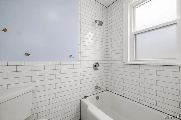 $249,900 | 248 Auburn Avenue, Buffalo, NY 14213