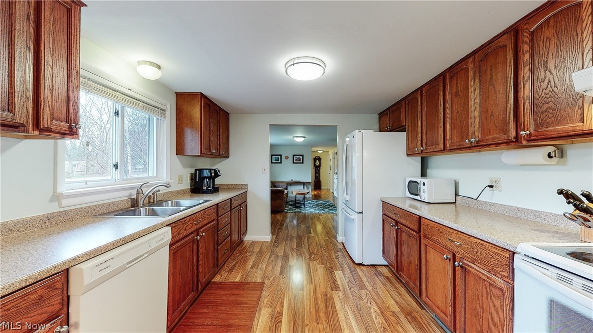 1215 Briggle Road Akron, OH 44320 - Photo 7 of 35 Gallery Image 7