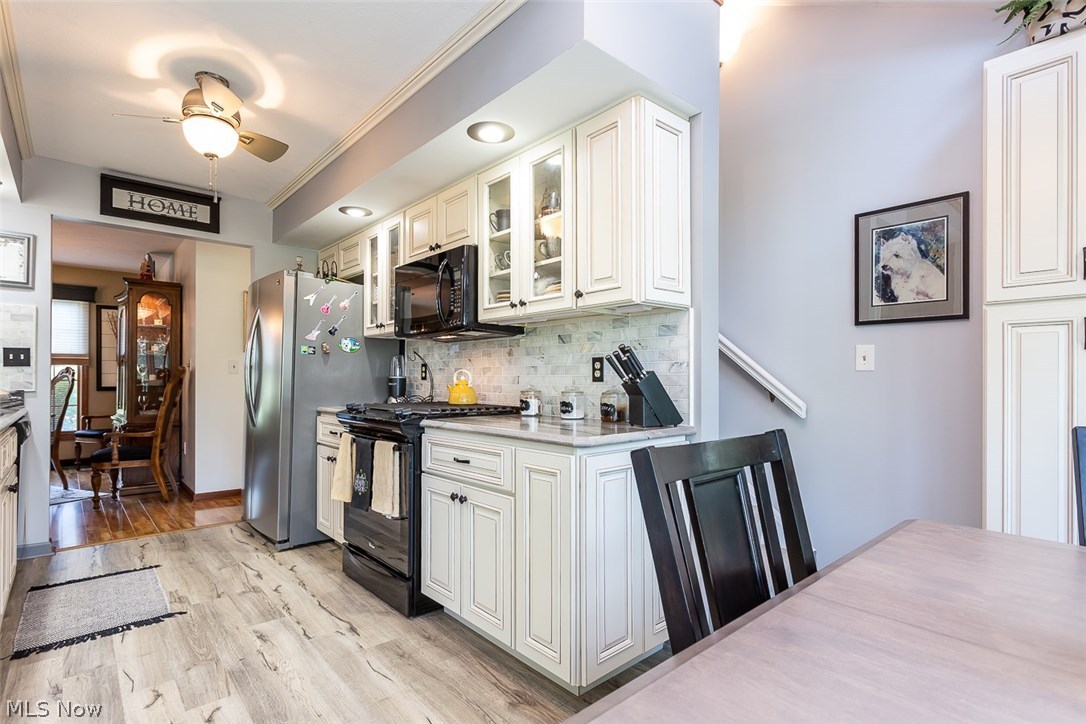 13092 Whitney Road Strongsville, OH 44136 - Photo 15 of 31 Gallery Image 15
