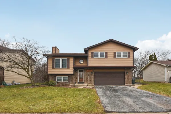 $362,500 | 7553 West Inverness Lane, Frankfort, IL 60423