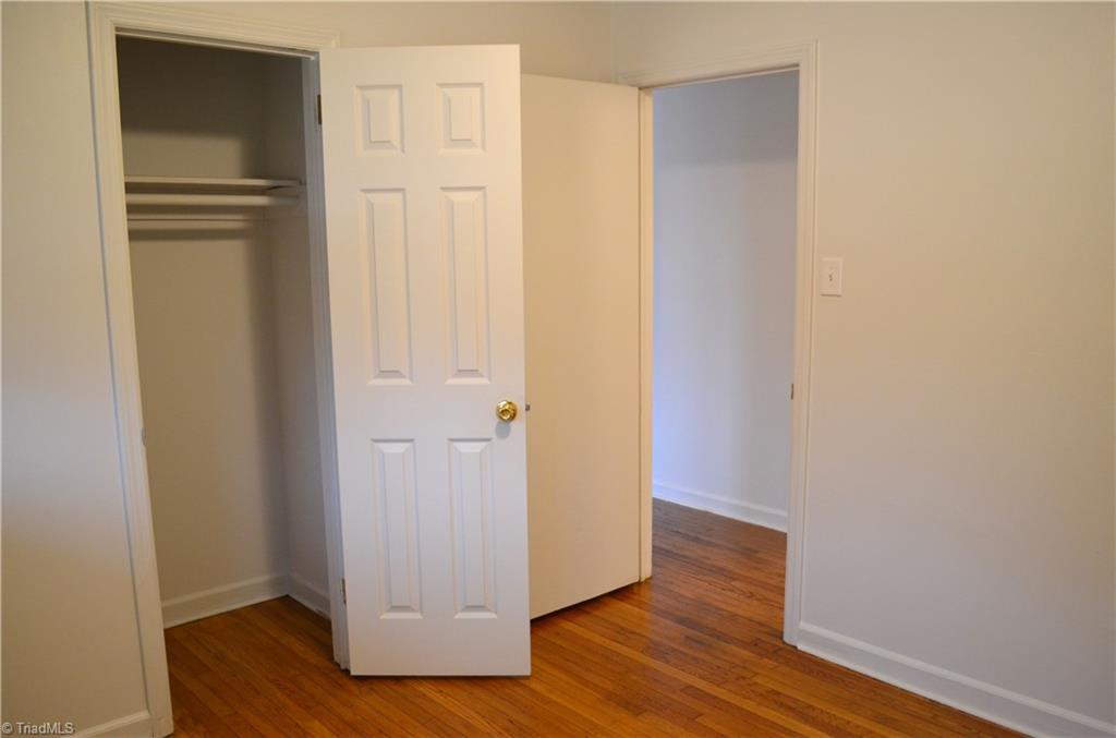 2802 Holmes Road Greensboro, NC 27405 - Photo 17 of 23 3rd BR front