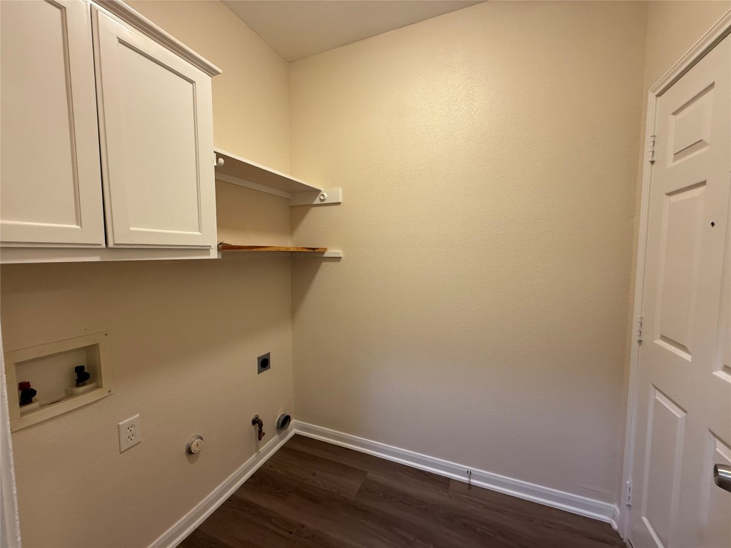 303 Kates Way Hutto, TX 78634 - Photo 14 of 15