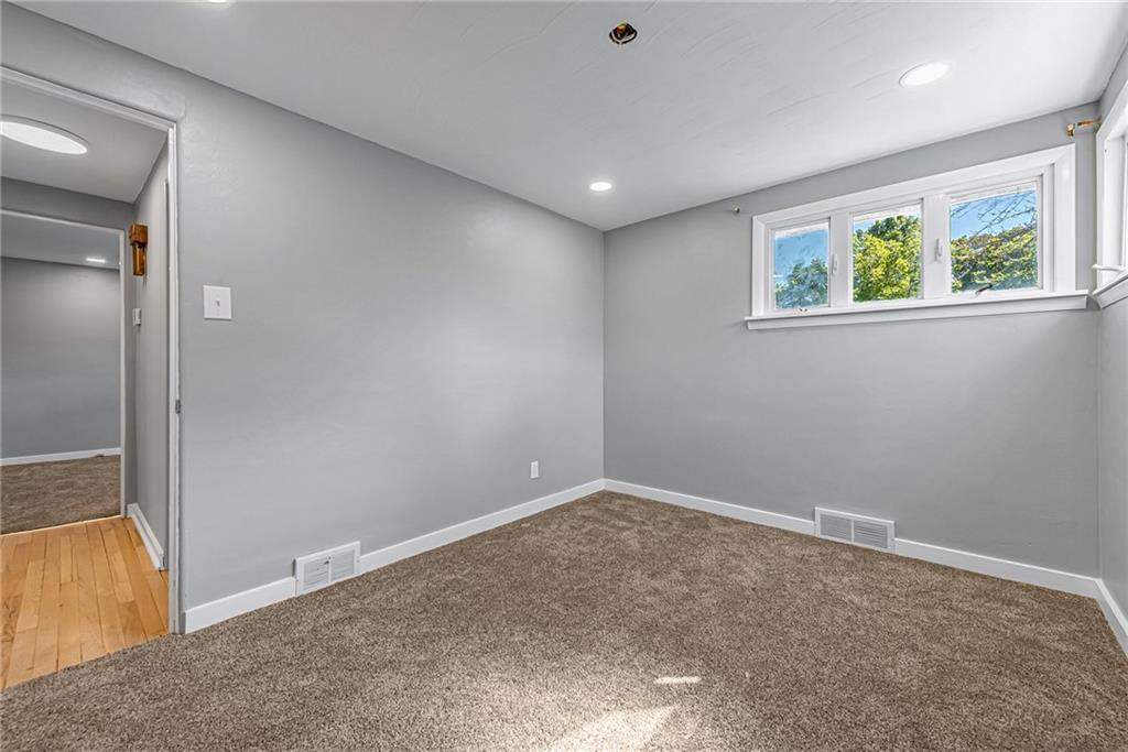 13850 Ridge Road North Huntingdon, PA 15642 - Photo 11 of 21 an empty room with windows