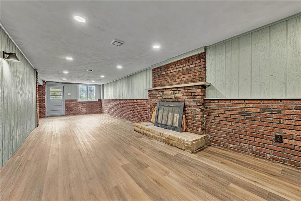 13850 Ridge Road North Huntingdon, PA 15642 - Photo 17 of 21 a view of a hall with wooden floor