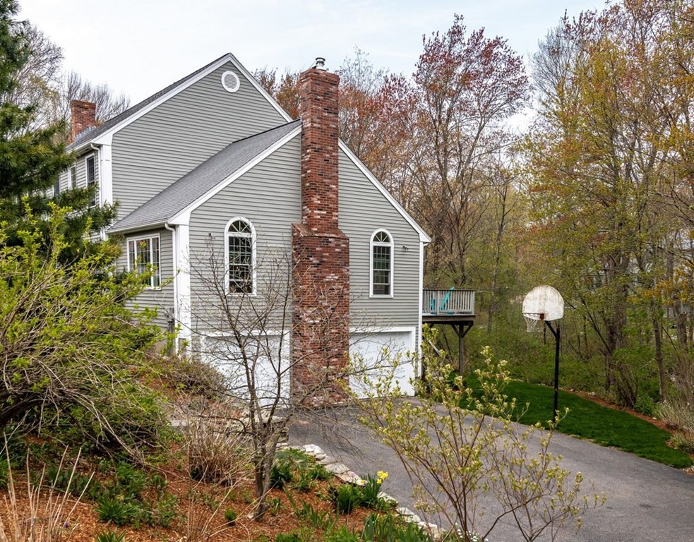 46 Wayside Road Westborough, MA 01581 - Photo 30 of 33 Gallery Image 30
