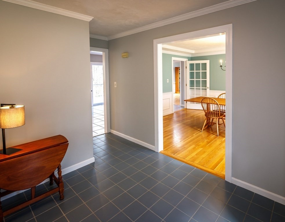 46 Wayside Road Westborough, MA 01581 - Photo 7 of 33 Gallery Image 7