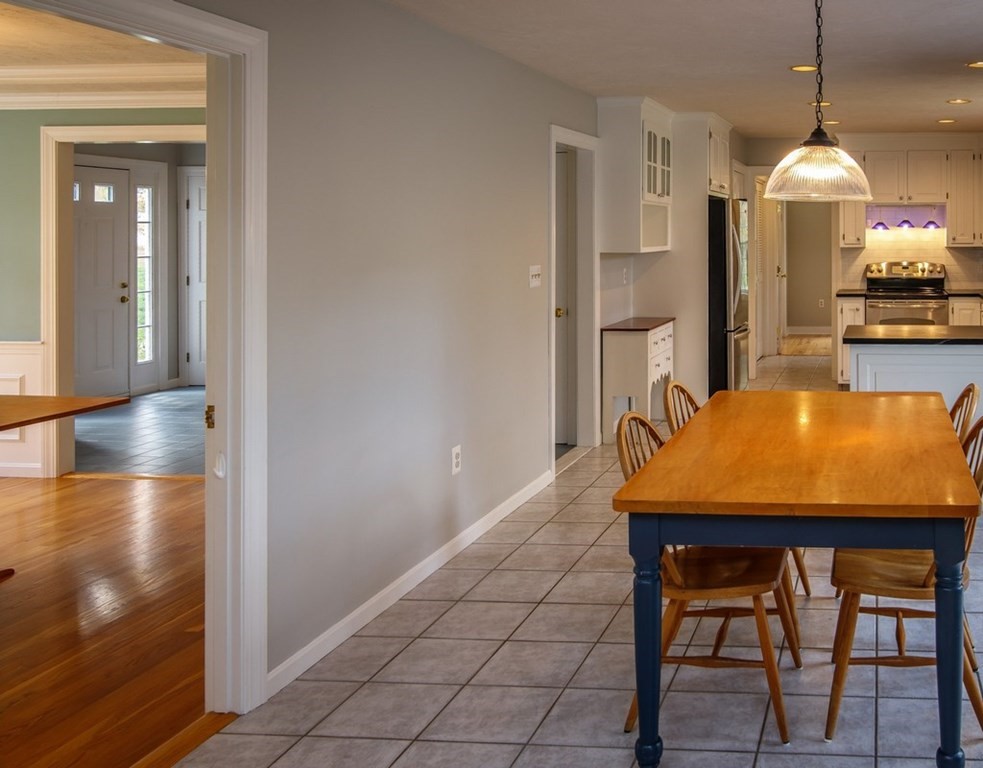46 Wayside Road Westborough, MA 01581 - Photo 10 of 33 Gallery Image 10