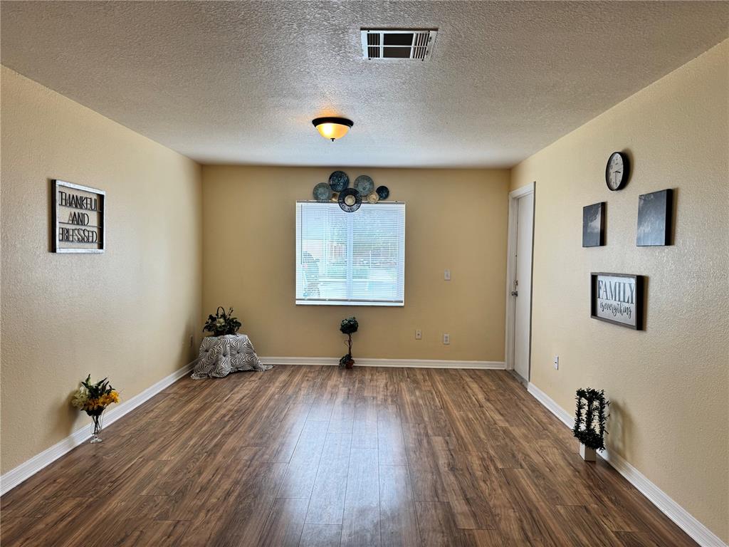 202 Red Maple Place, Unit 202 Brandon, FL 33510 - Photo 14 of 36 Gallery Image 14