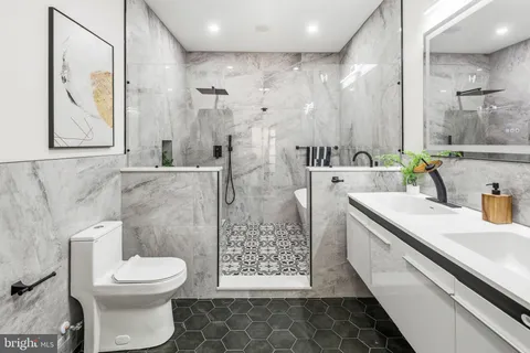 $789,999 | 1731 Reed Street, Philadelphia, PA 19146