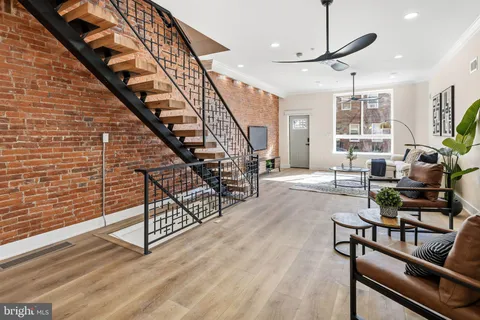 $789,999 | 1731 Reed Street, Philadelphia, PA 19146