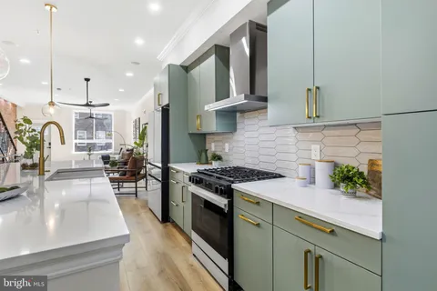 $789,999 | 1731 Reed Street, Philadelphia, PA 19146