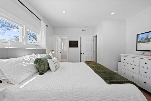 $569,000 | 21 Regina Drive, Leominster, MA 01453