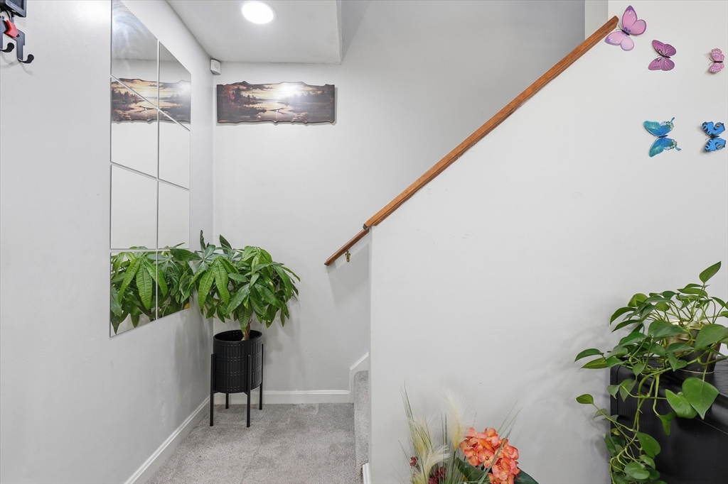 60 Walker Road, Unit 60 Shirley, MA 01464 - Photo 9 of 33