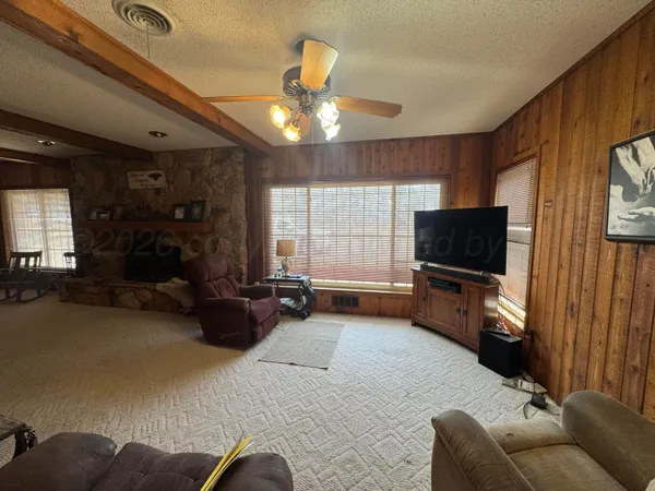 $470,000 | 8801 FM 1573, Gruver, TX 79040