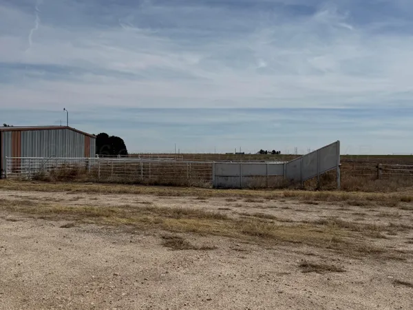 $470,000 | 8801 FM 1573, Gruver, TX 79040