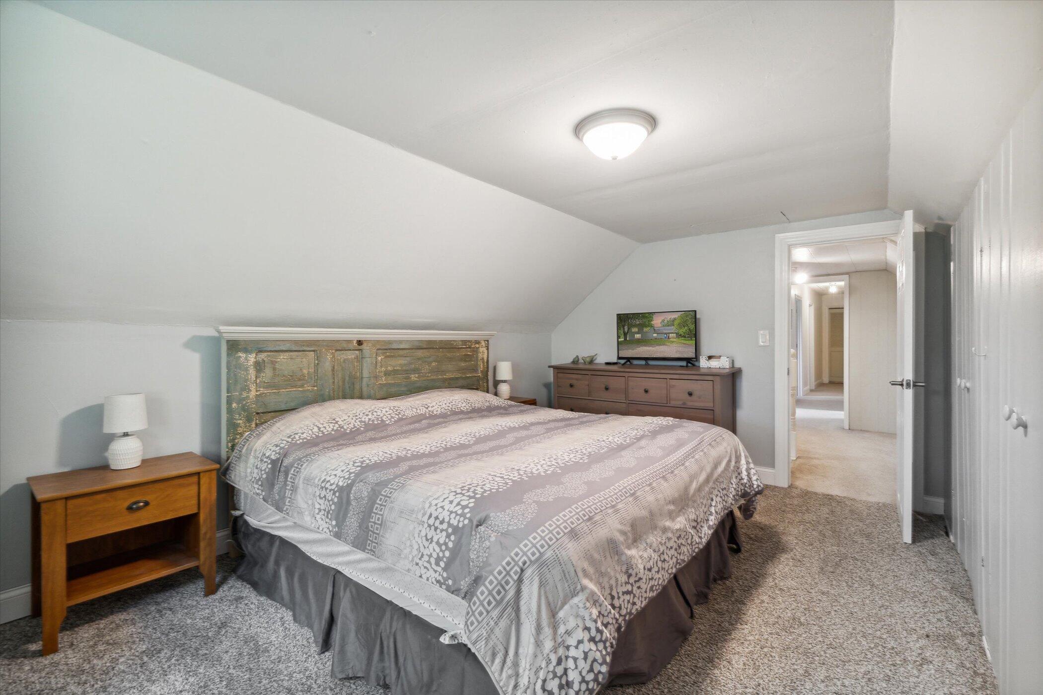 4680 Reynolds Road Jackson, MI 49201 - Photo 27 of 53 Bedroom 4