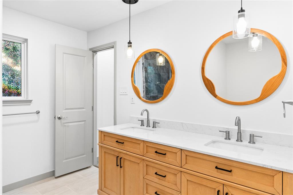 1018 Randy Road Cedar Hill, TX 75104 - Photo 19 of 36 Gallery Image 19