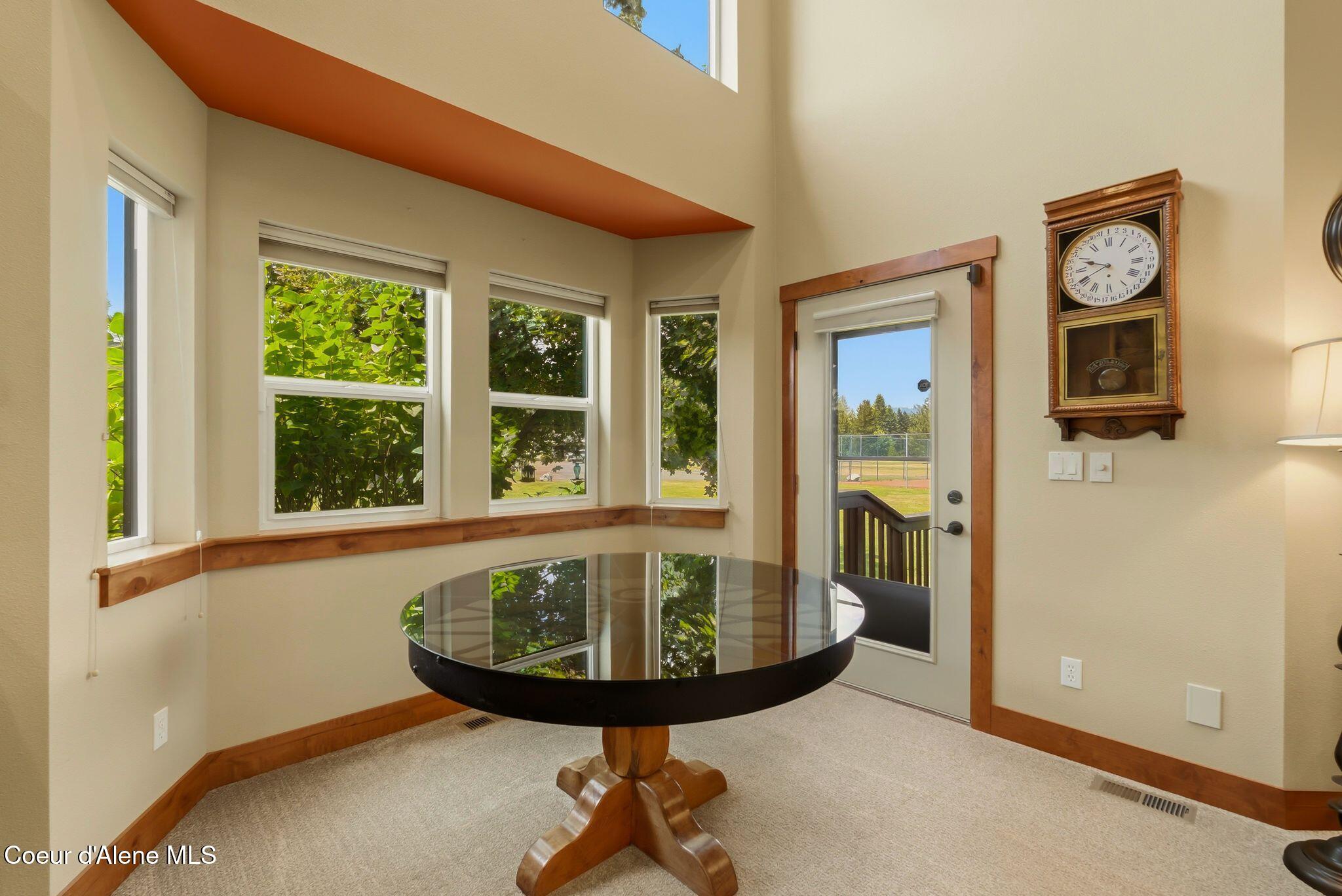 521 Stoneridge Road Blanchard, ID 83804 - Photo 10 of 56 13 Dining Room