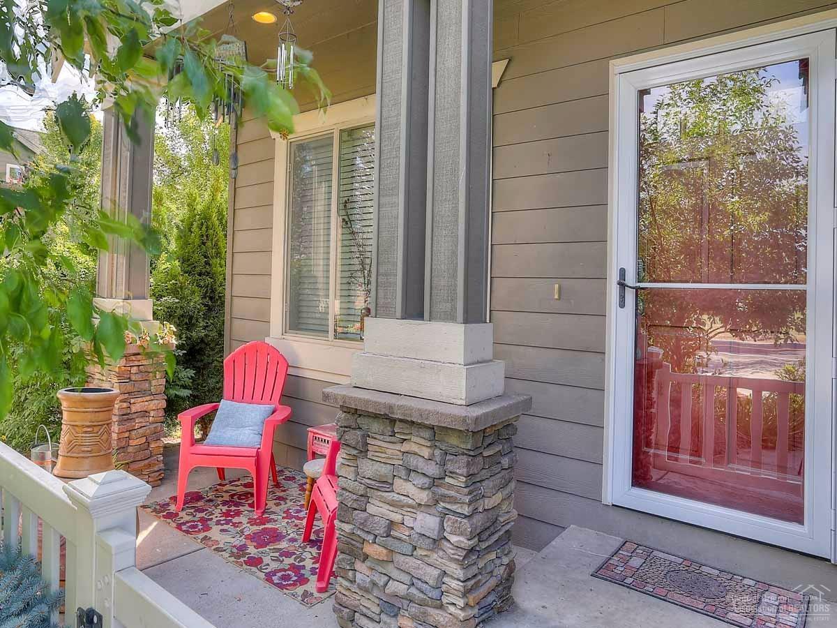 62477 Eagle Road Bend, OR 97701 - Photo 2 of 24 Gallery Image 2
