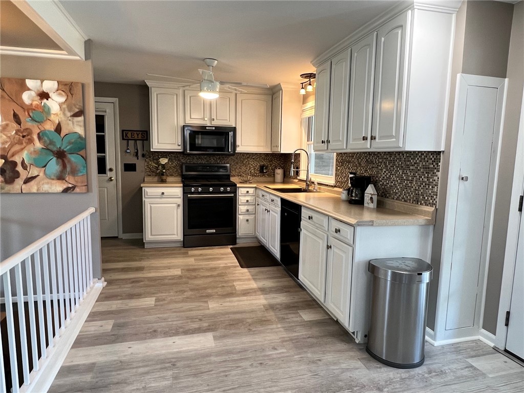 329 Rumson Road Greece, NY 14616 - Photo 2 of 31