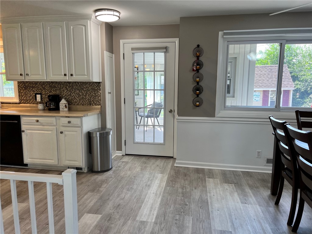 329 Rumson Road Greece, NY 14616 - Photo 7 of 31