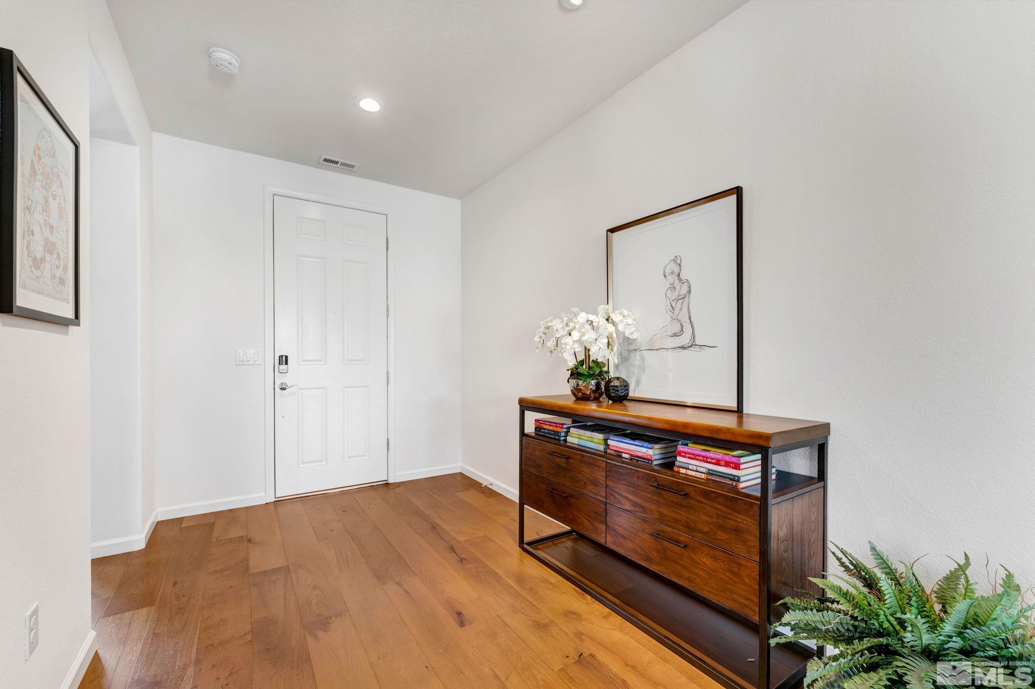2035 Phaethon Lane Reno, NV 89521 - Photo 4 of 40 Photo 4