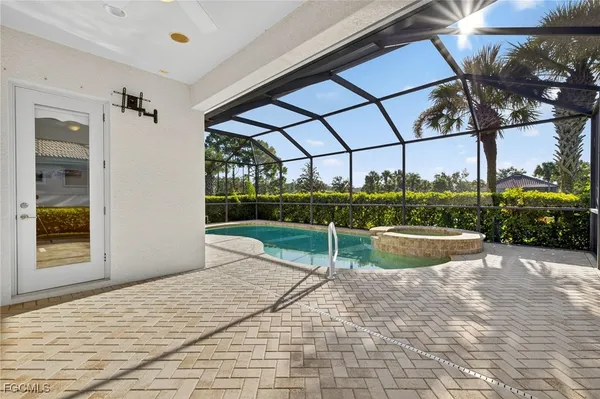 $499,000 | 11107 Laughton Circle, Fort Myers, FL 33913