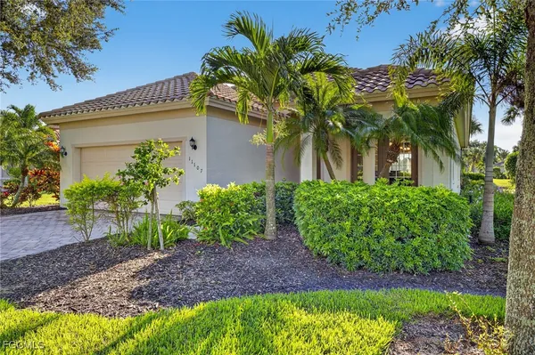 $499,000 | 11107 Laughton Circle, Fort Myers, FL 33913