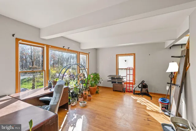 $739,900 | 38164 Stevens Road, Lovettsville, VA 20180