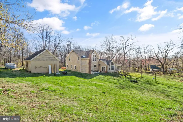 $739,900 | 38164 Stevens Road, Lovettsville, VA 20180