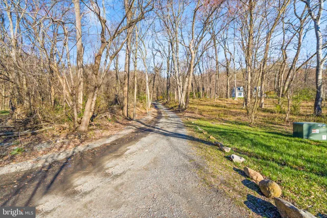 $739,900 | 38164 Stevens Road, Lovettsville, VA 20180