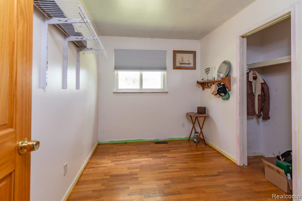 5337 North Linden Road Flint, MI 48504 - Photo 11 of 20 Gallery Image 11
