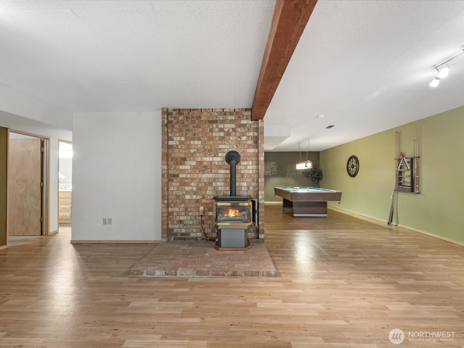17116 Gravenstein Road Bothell, WA 98012 - Photo 15 of 29