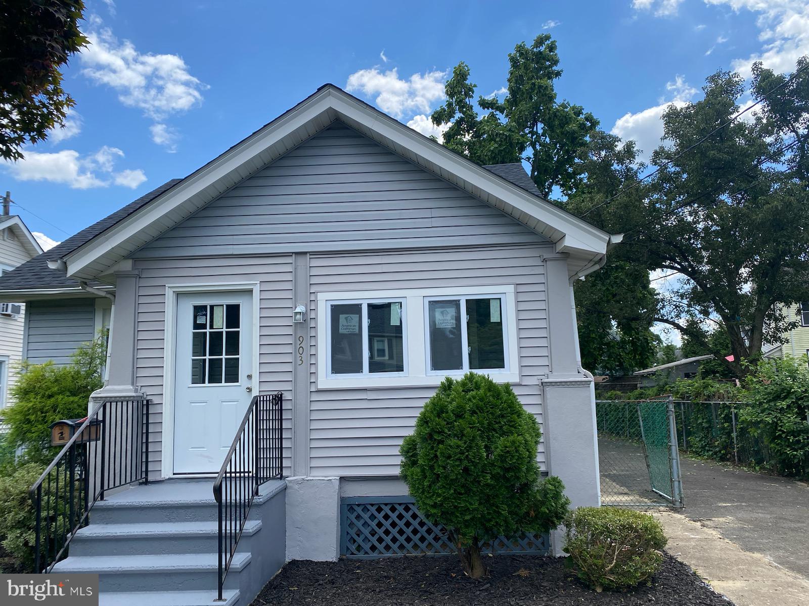 903 Beverly Road Burlington, NJ 08016 - Photo 1 of 36 Gallery Image 1