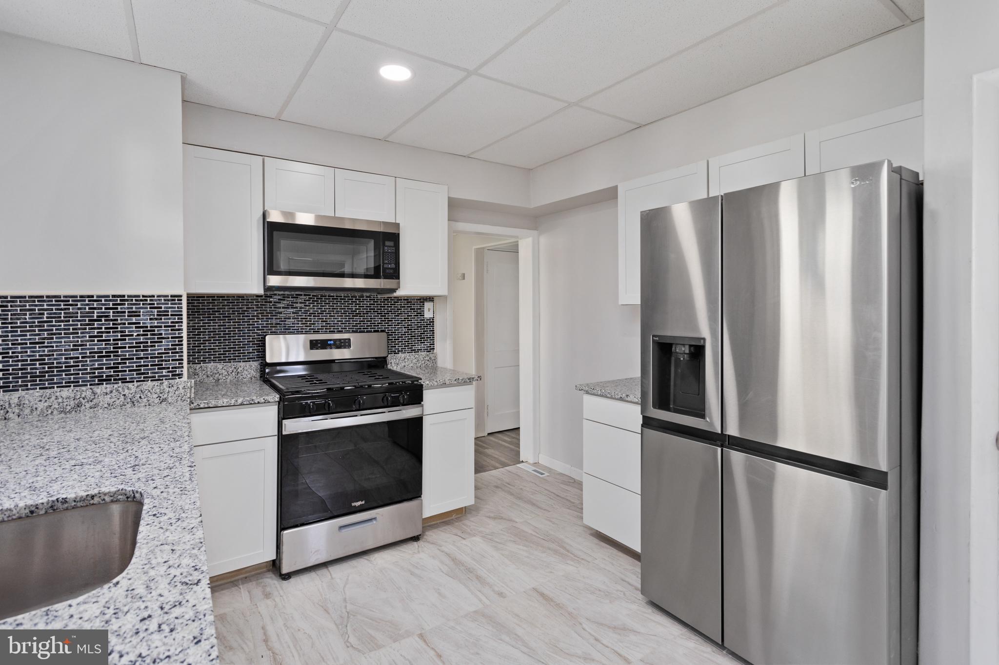 903 Beverly Road Burlington, NJ 08016 - Photo 15 of 36 Gallery Image 15