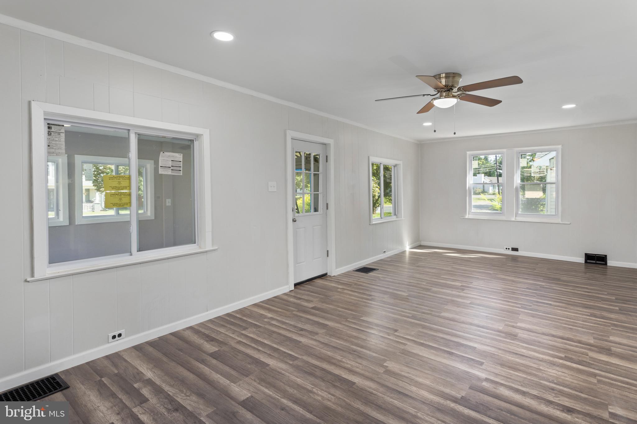 903 Beverly Road Burlington, NJ 08016 - Photo 8 of 36 Gallery Image 8
