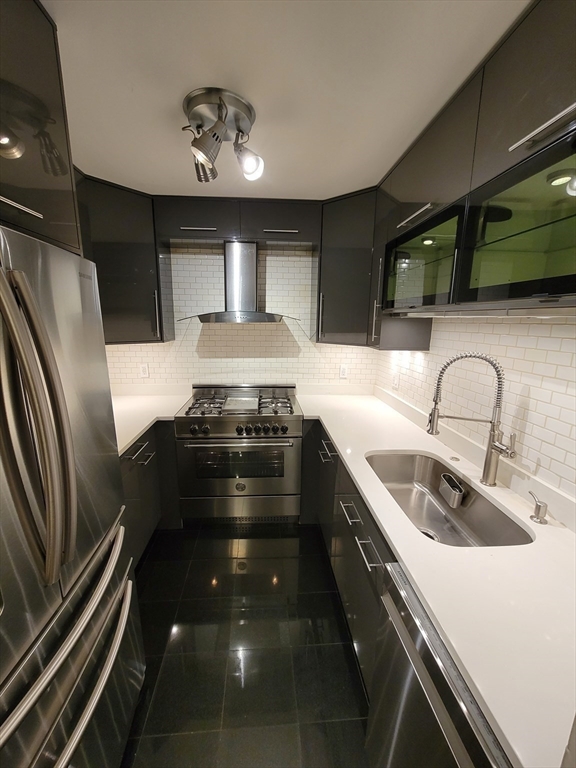 33 Pond Avenue, Unit 924 Brookline, MA 02445 - Photo 3 of 7