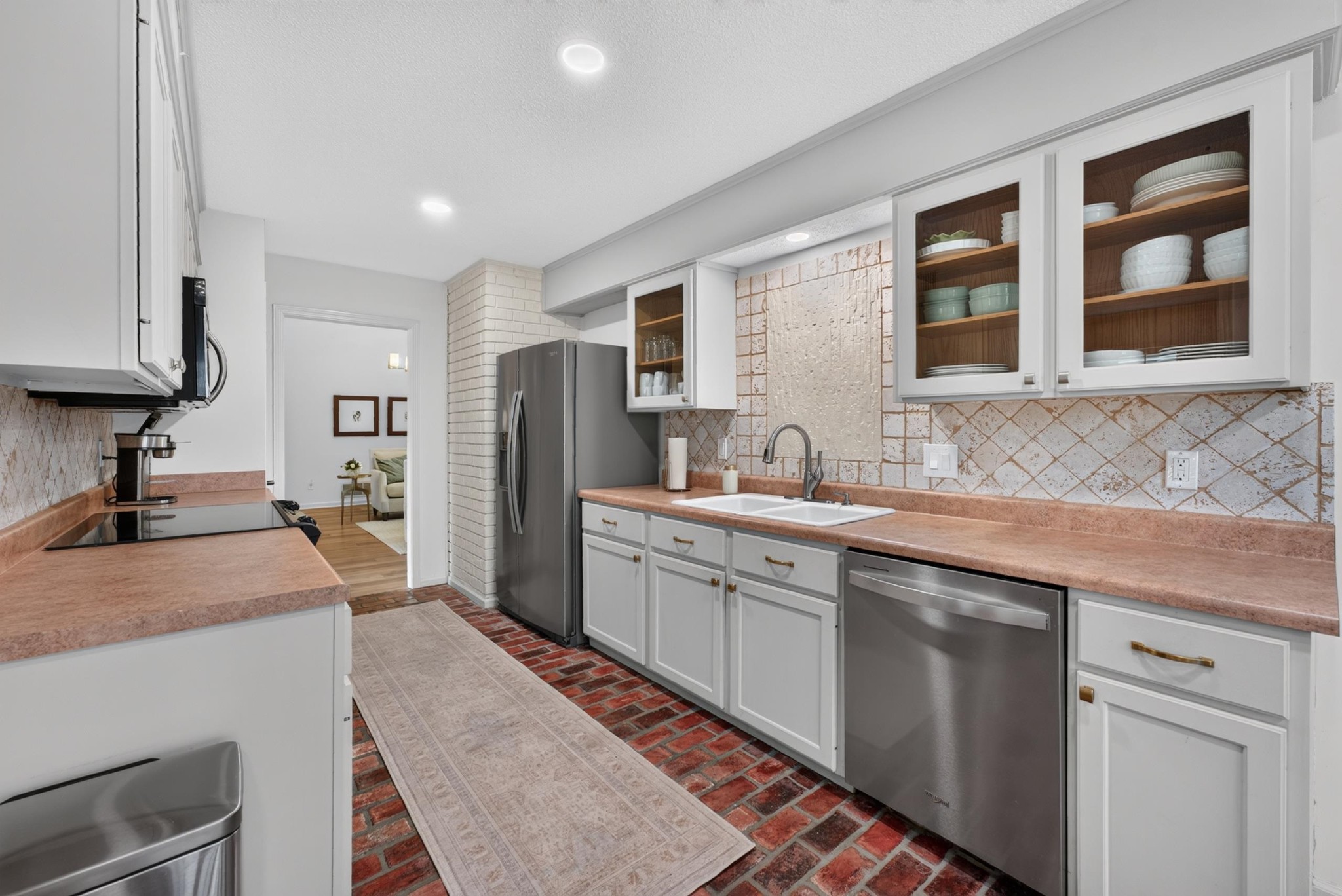 1897 Allenby Road Germantown, TN 38139 - Photo 6 of 25 Gallery Image 6