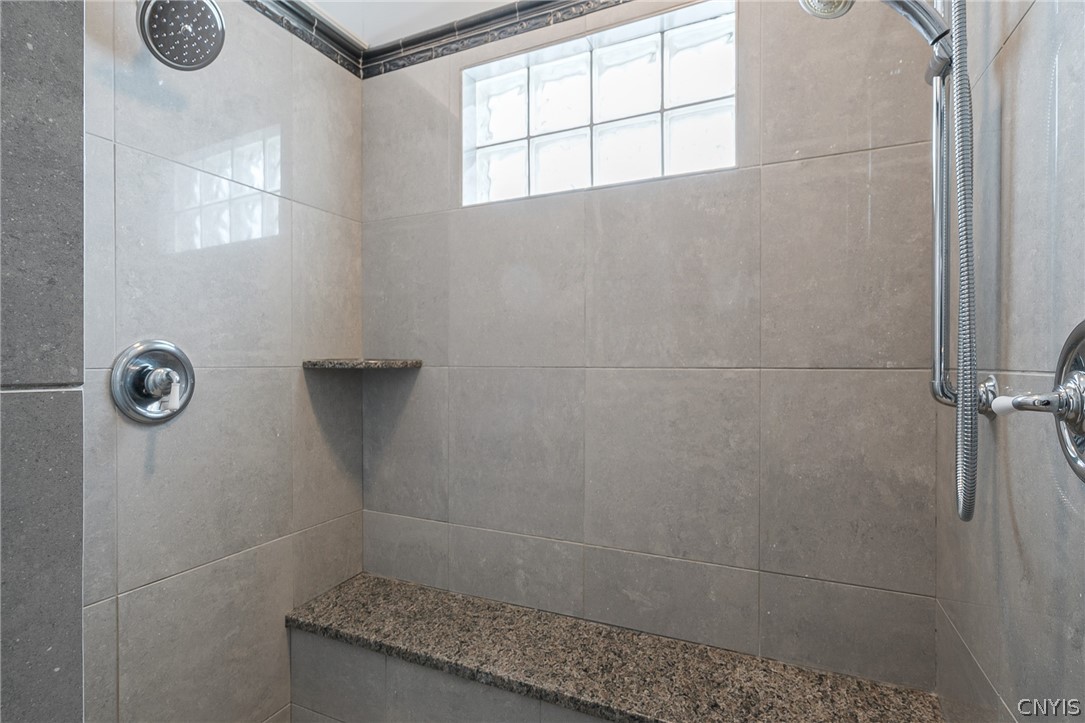 8262 Ashington Drive Lysander, NY 13027 - Photo 25 of 50 LUXURIOUS AND COMFORTABLE DESCRIBES THE MUD SHOWER