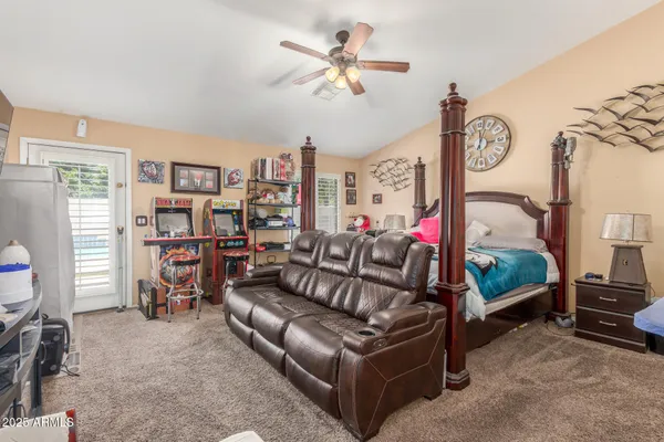 $1,099,999 | 3060 East Hope Street, Mesa, AZ 85213