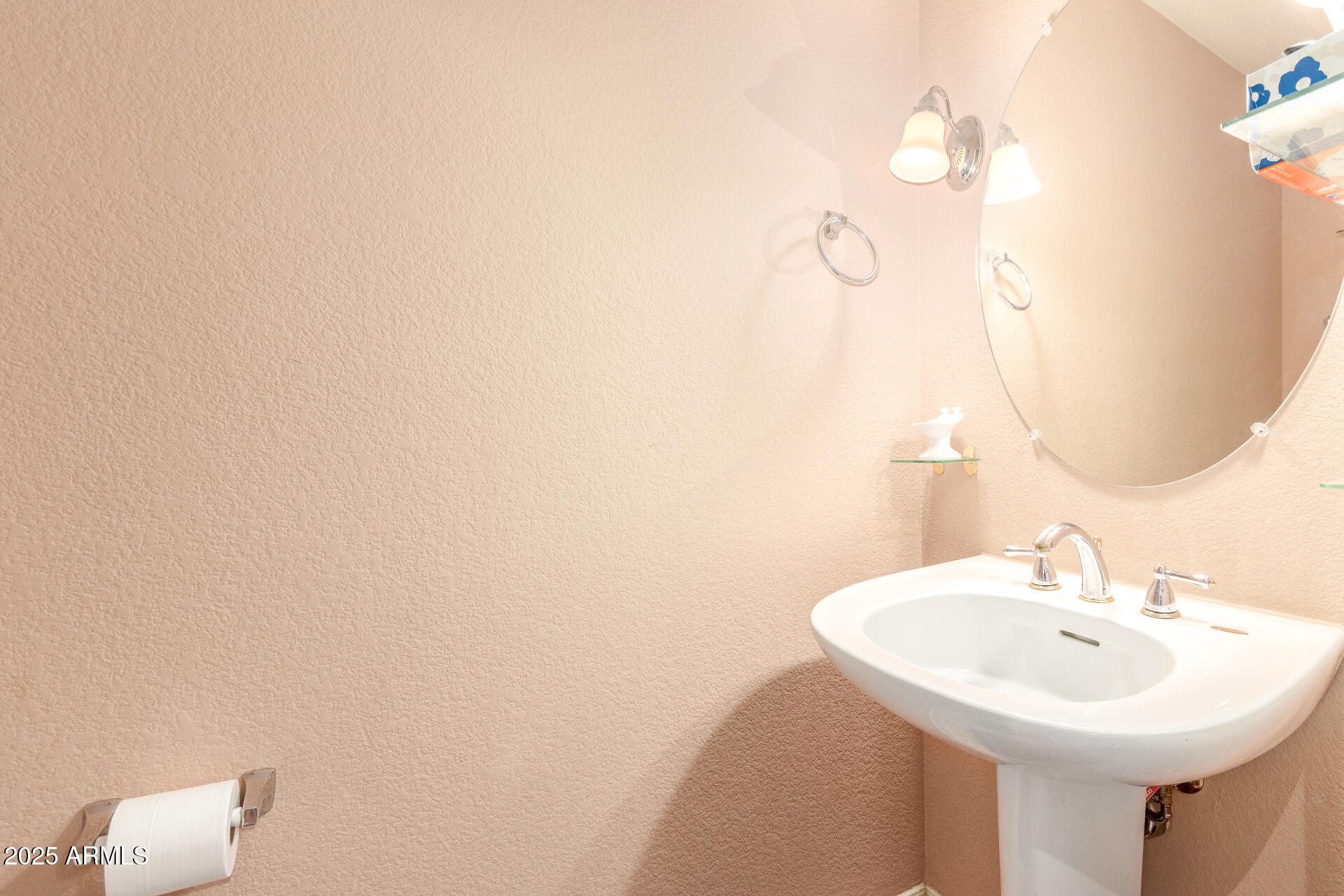 3060 East Hope Street Mesa, AZ 85213 - Photo 27 of 61 28 Hope Guest half bathroom