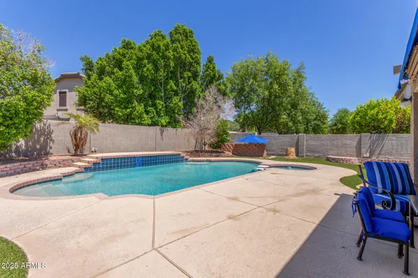 $1,099,999 | 3060 East Hope Street, Mesa, AZ 85213