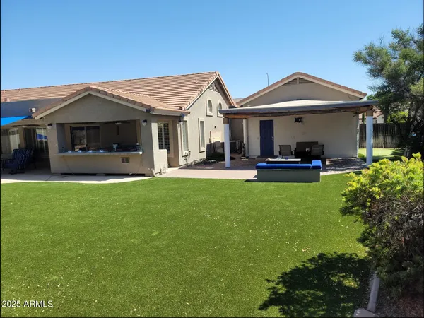 $1,099,999 | 3060 East Hope Street, Mesa, AZ 85213