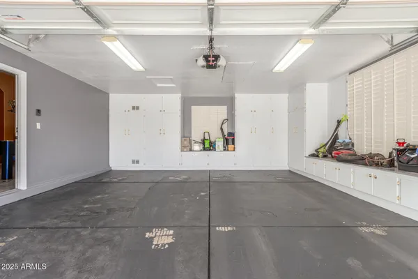 $1,099,999 | 3060 East Hope Street, Mesa, AZ 85213